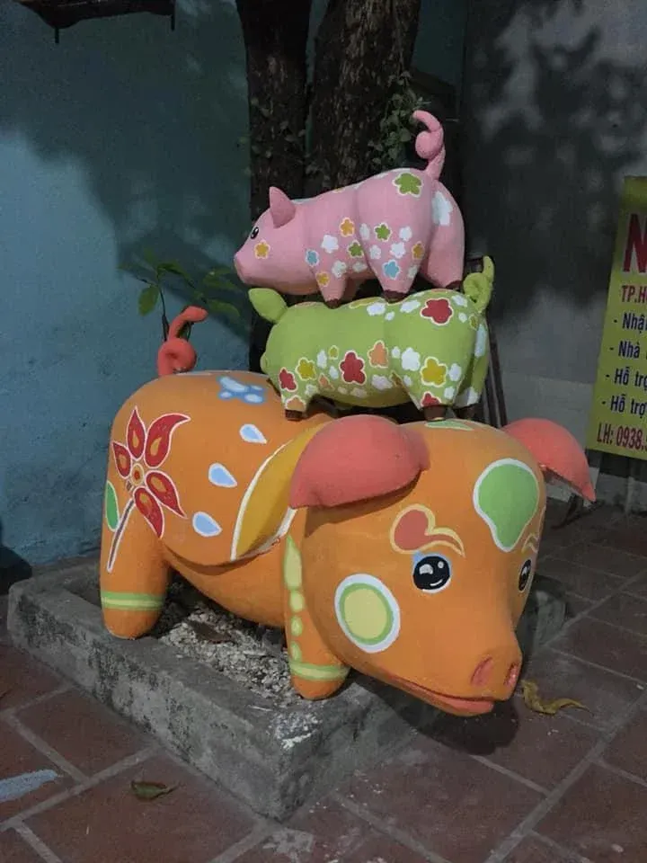 trang trí Tết 2026 photobooth gia đình tại chung cư