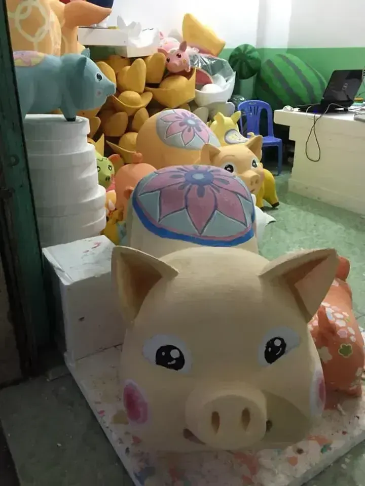 set trang trí Tết 2026 cho quán cà phê nhỏ gọn