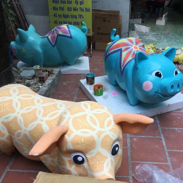 decor Tết 2026 shop mỹ phẩm – tone hồng vàng