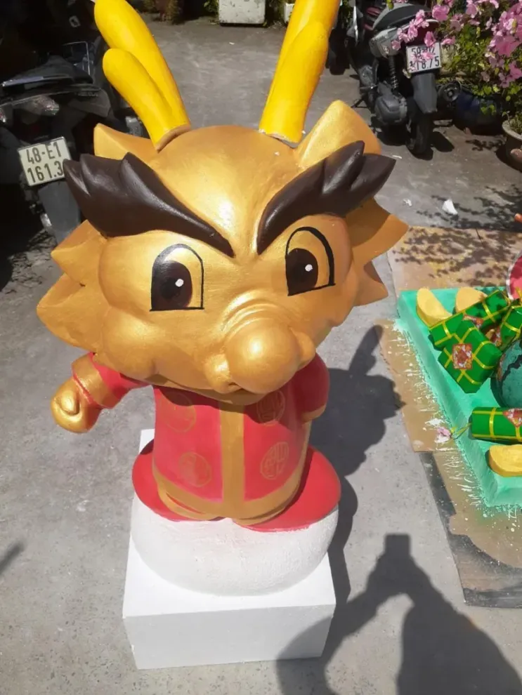 thi công cây mai giả cao 3m Tết 2026 cho sảnh