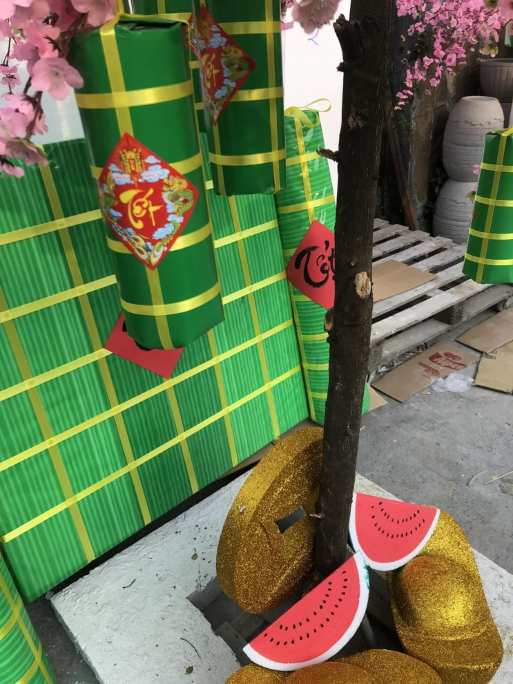 trang trí Tết 2026 thuê – mua hybrid tối ưu chi phí