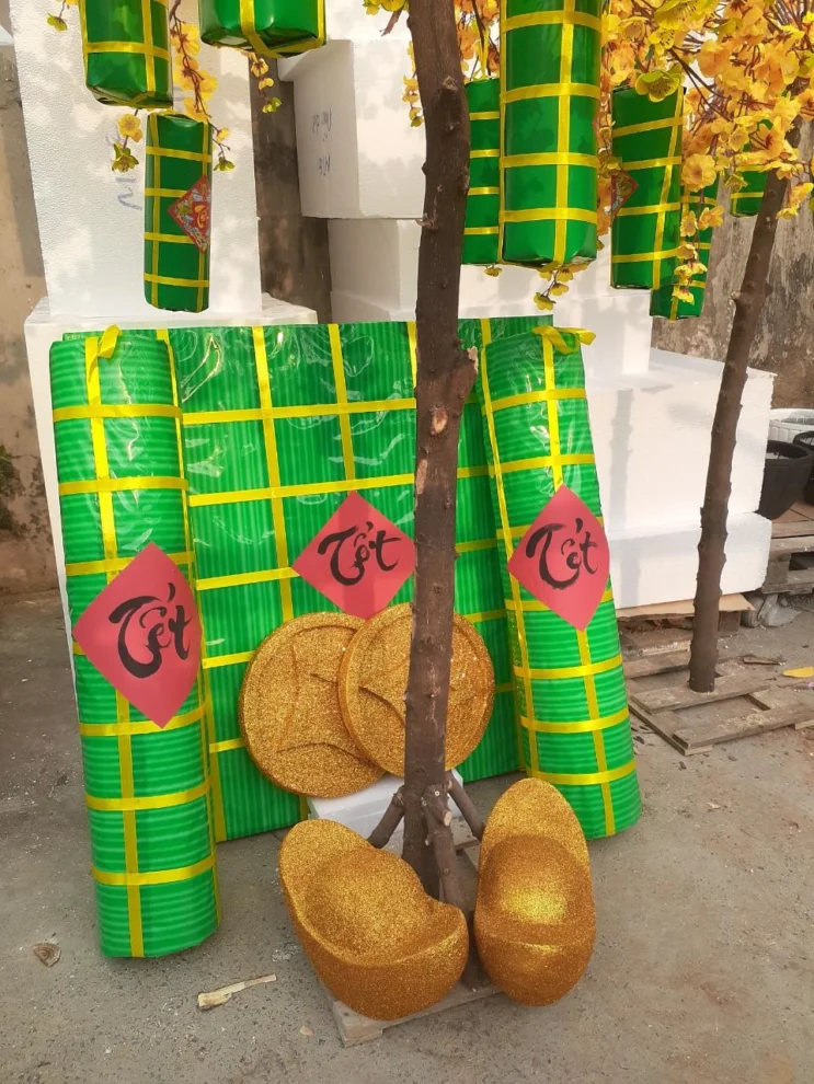 thi công tiểu cảnh Tết tại sảnh toà nhà văn phòng