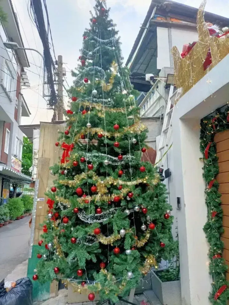 dịch vụ thuê đồ trang trí Giáng sinh theo tuần