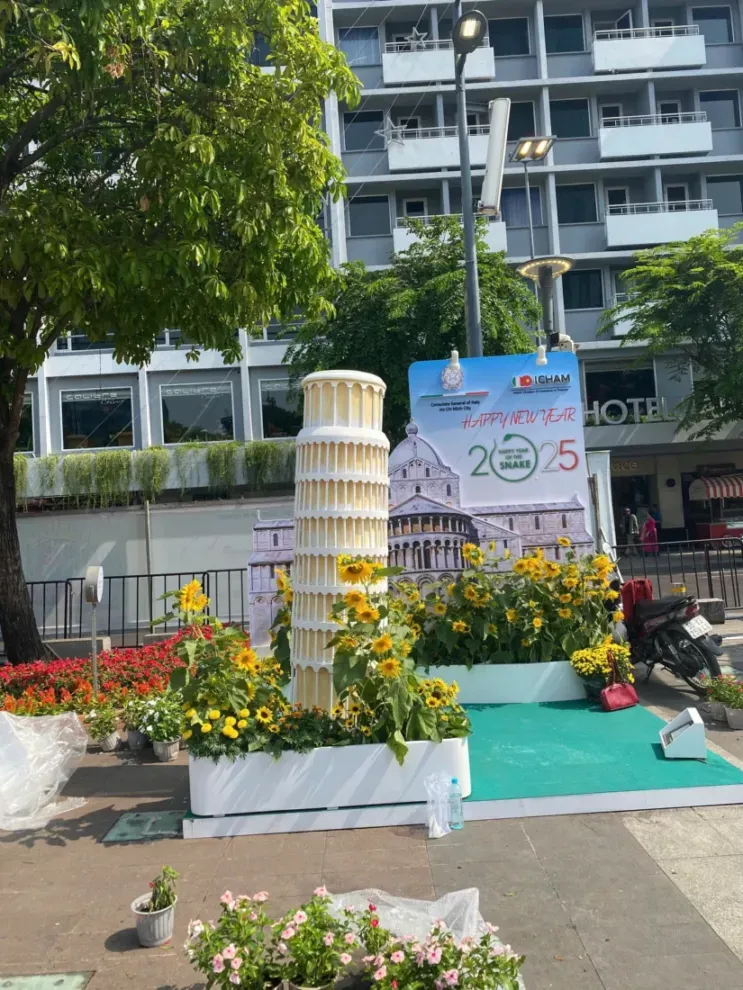 thi công mô hình trái đất 3d – triển lãm giáo dục