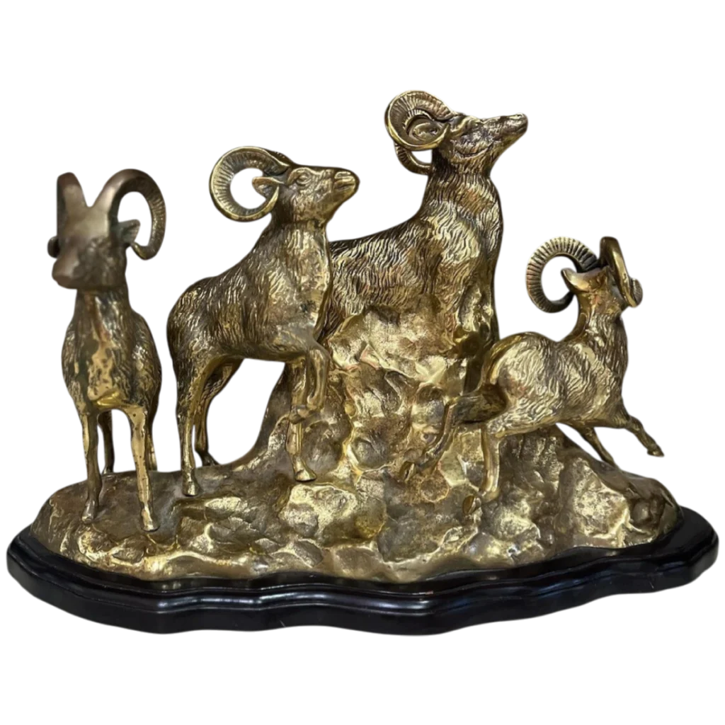 mô hình dê tết theo tông màu thương hiệu